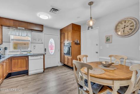 390 Picardy Court Lakewood NJ 08701