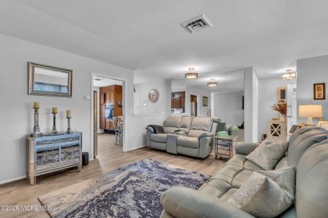 390 Picardy Court Lakewood NJ 08701