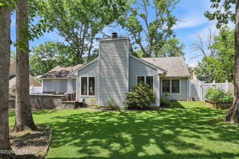 2348 Huckleberry Road Manchester NJ 08759