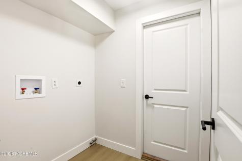 273 Edgeware Court Franklin NJ 08873