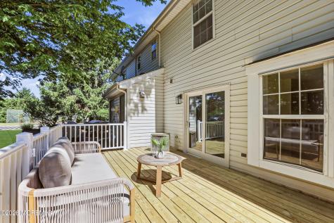 273 Edgeware Court Franklin NJ 08873