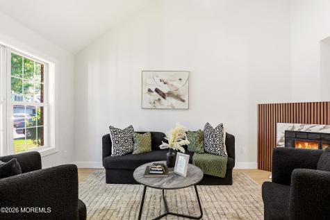 273 Edgeware Court Franklin NJ 08873