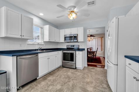 22 Woodspring Lane Whiting NJ 08759