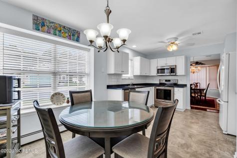 22 Woodspring Lane Whiting NJ 08759