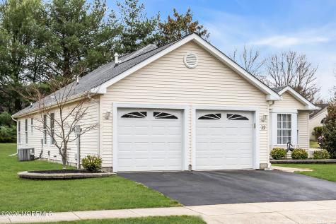 22 Woodspring Lane Whiting NJ 08759