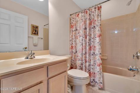 22 Woodspring Lane Whiting NJ 08759