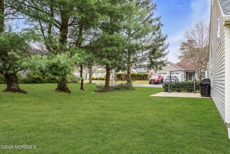 22 Woodspring Lane Whiting NJ 08759
