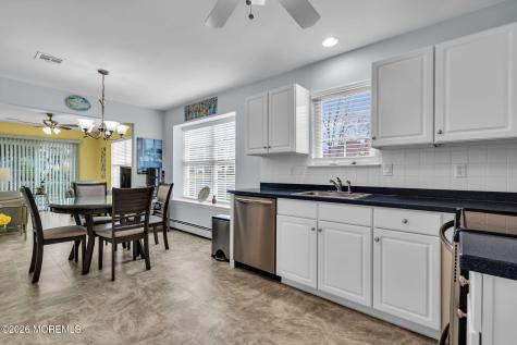 22 Woodspring Lane Whiting NJ 08759
