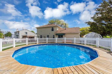 1058 Torremolinos Court Toms River NJ 08753