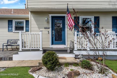 1058 Torremolinos Court Toms River NJ 08753