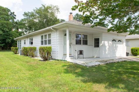 50 Biabou Drive Toms River NJ 08757