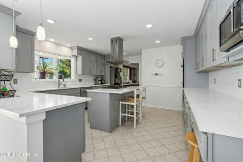 60 Evergreen Lane Watchung NJ 07069