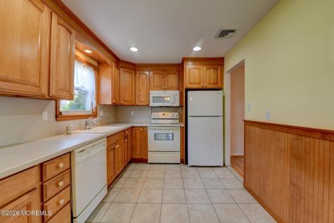 40 Sidney Court Brick NJ 08723