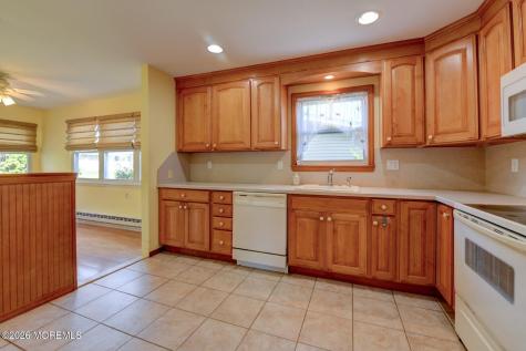 40 Sidney Court Brick NJ 08723