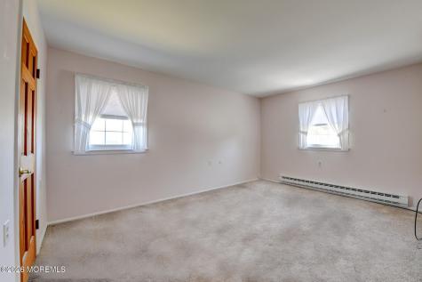 40 Sidney Court Brick NJ 08723