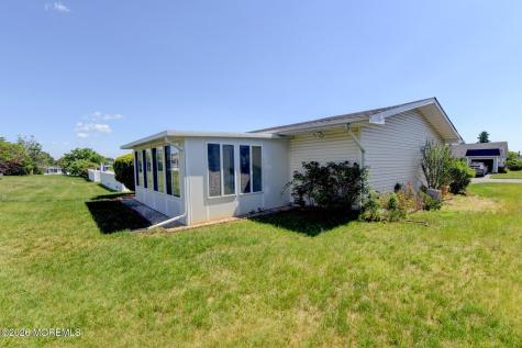 40 Sidney Court Brick NJ 08723