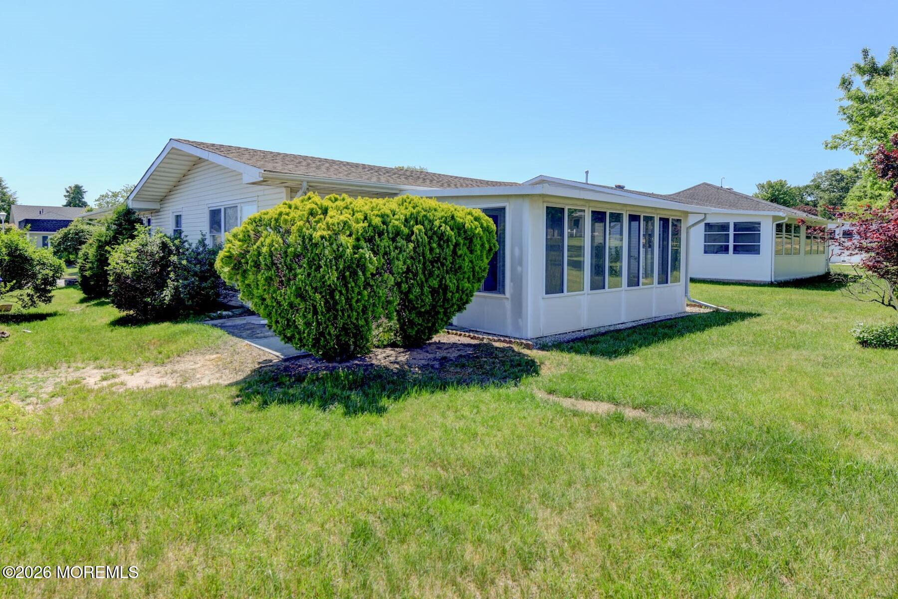 40 Sidney Court Brick NJ 08723