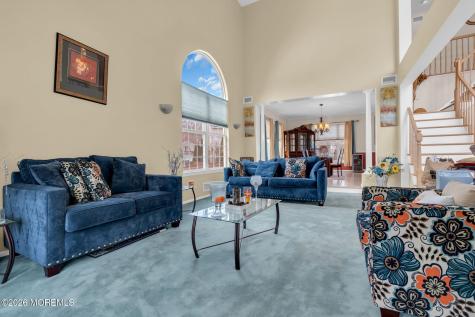 18 Lysbeth Lane Matawan NJ 07747