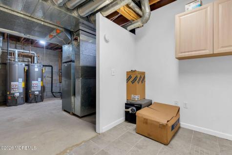 18 Lysbeth Lane Matawan NJ 07747