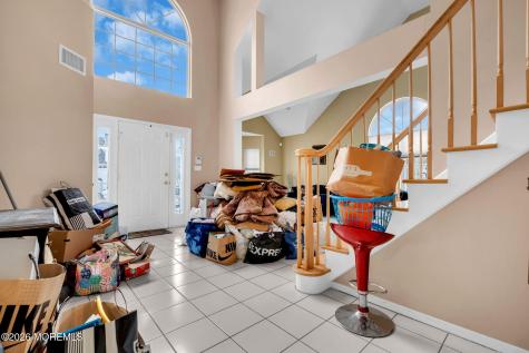 18 Lysbeth Lane Matawan NJ 07747