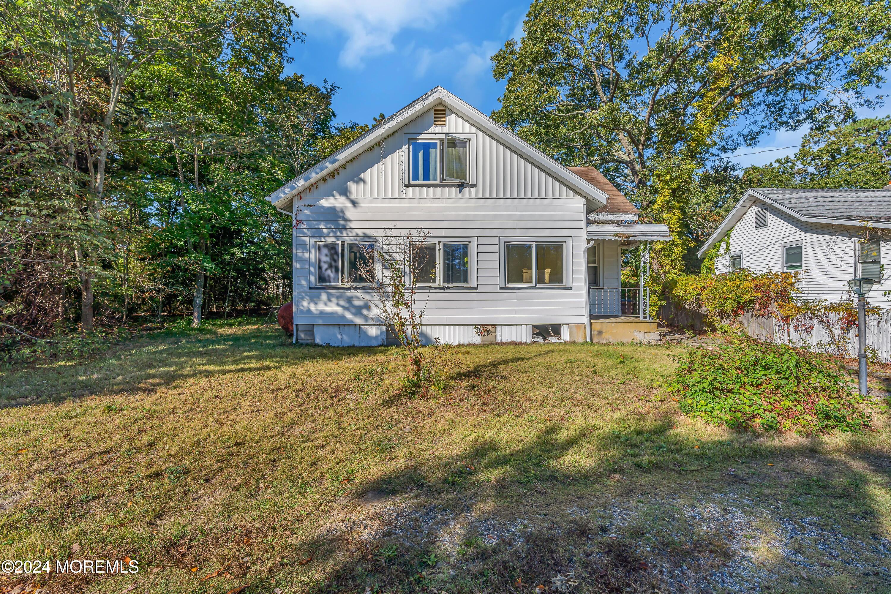 408 Arlington Avenue N Bayville NJ 08721