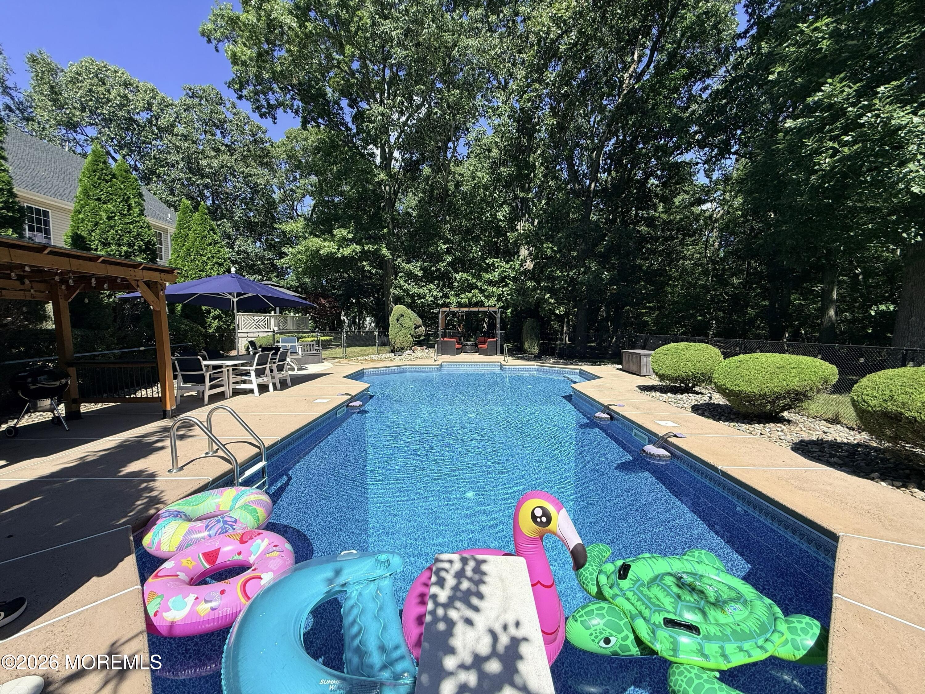4 Brittany Lane Jackson NJ 08527