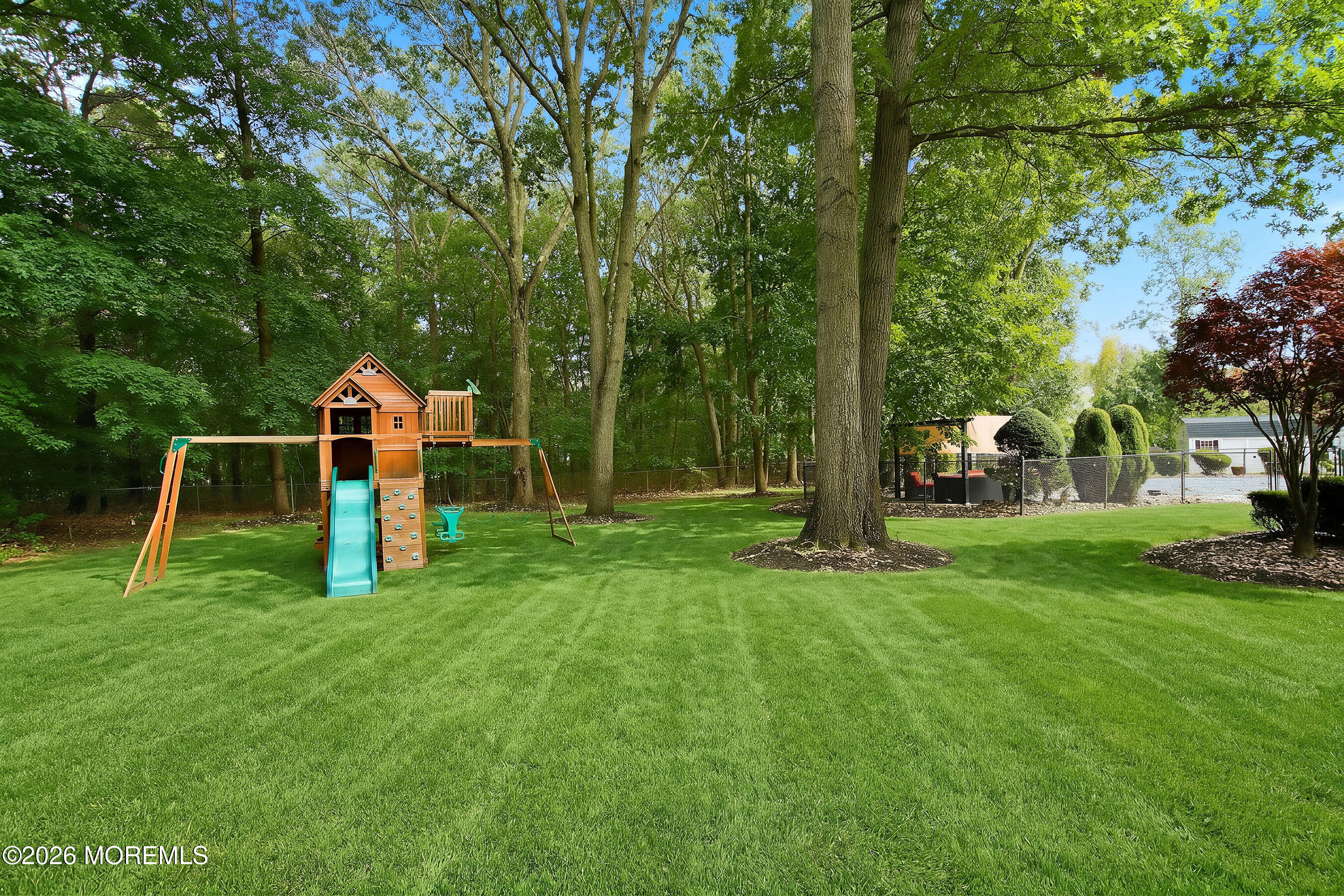 4 Brittany Lane Jackson NJ 08527