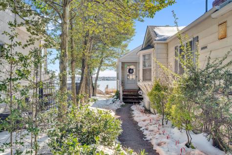 603 Point Avenue Brick NJ 08724