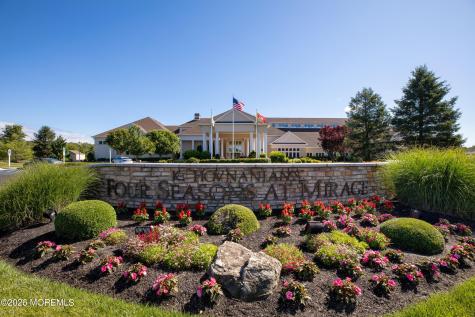 74 Pond View Circle Barnegat NJ 08005