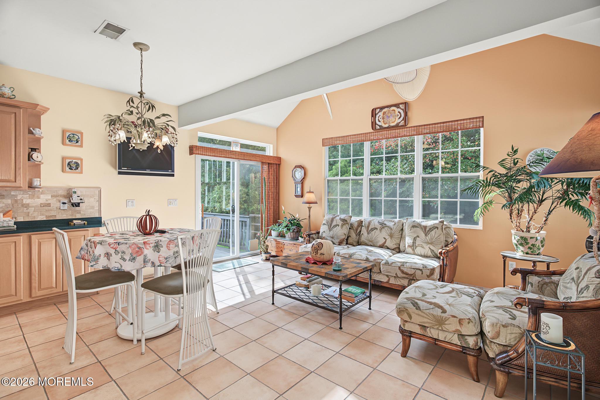 18 Pier Point Tuckerton NJ 08087