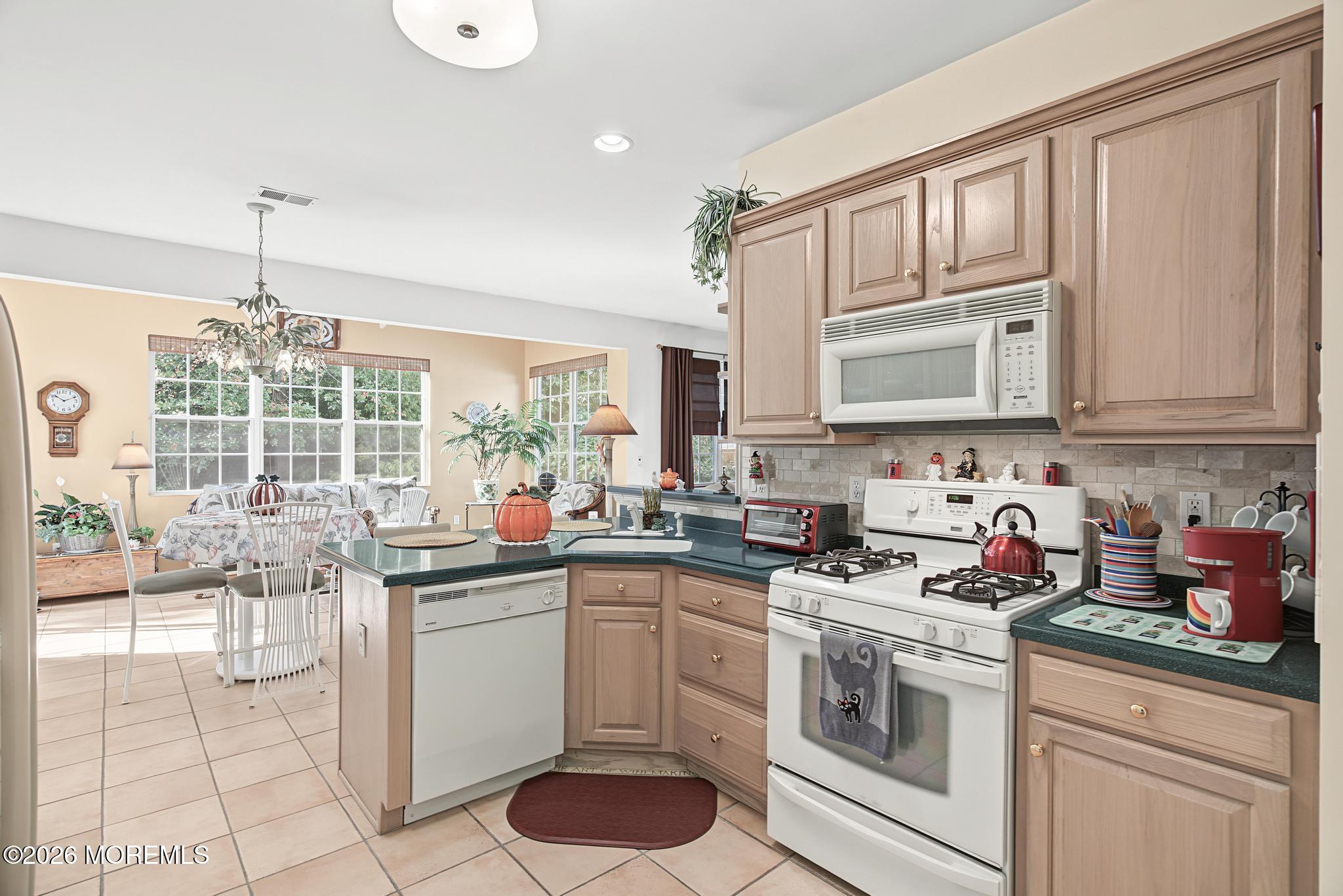 18 Pier Point Tuckerton NJ 08087
