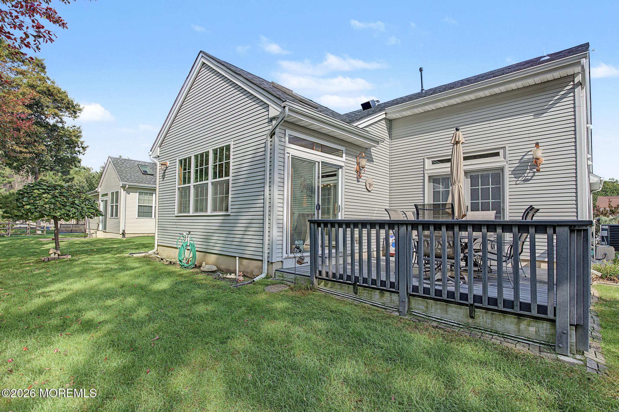 18 Pier Point Tuckerton NJ 08087