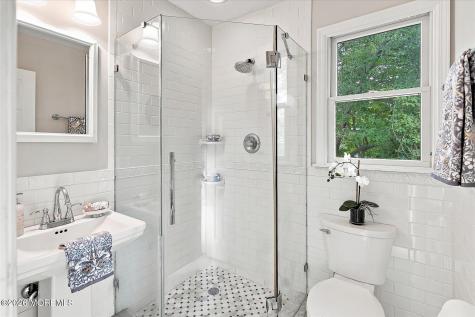 105 Augusta Drive Lincroft NJ 07738