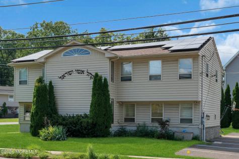 110 Miller Road Lakewood NJ 08701