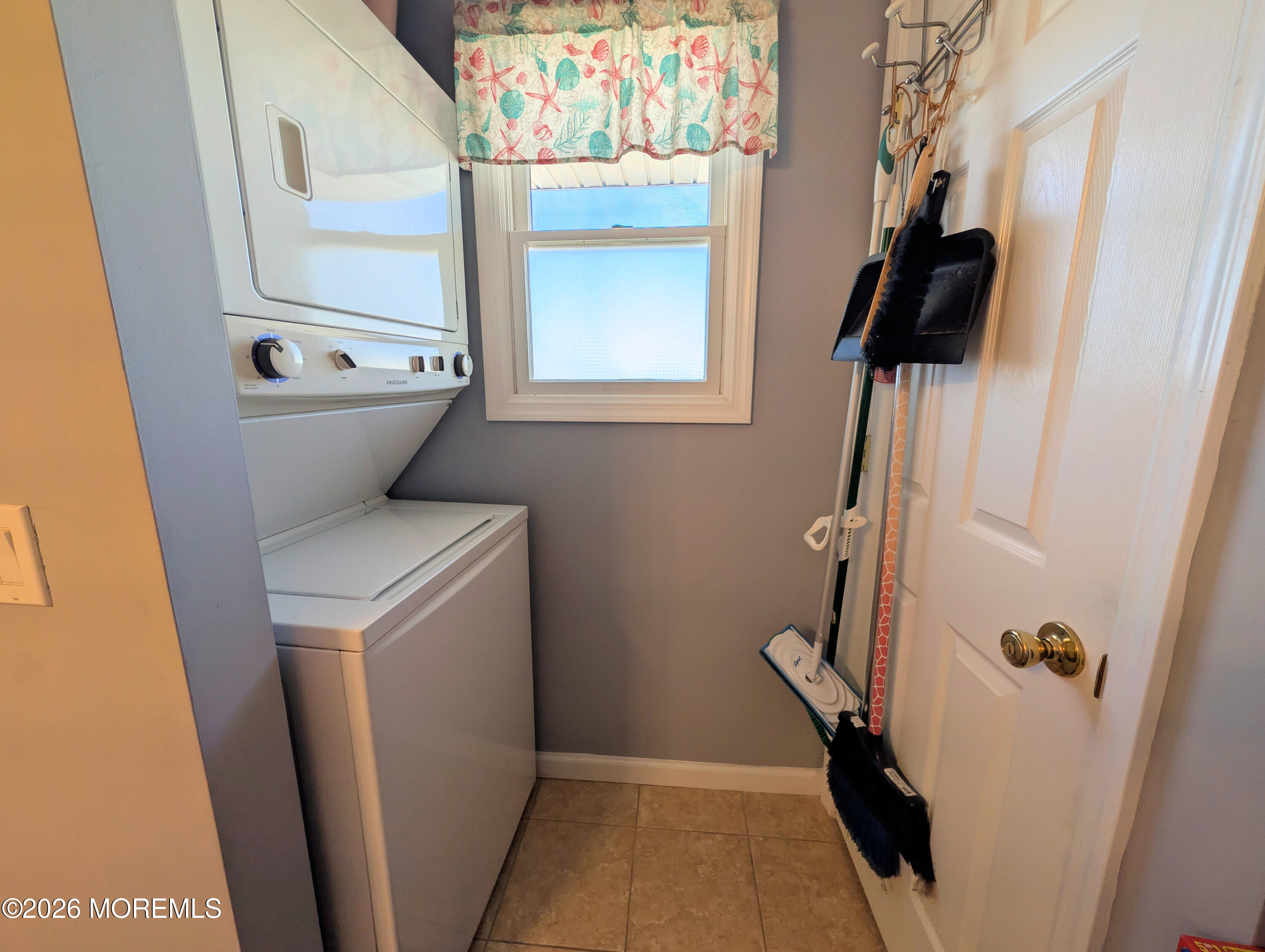 121 W Dolphin Way Lavallette NJ 08735