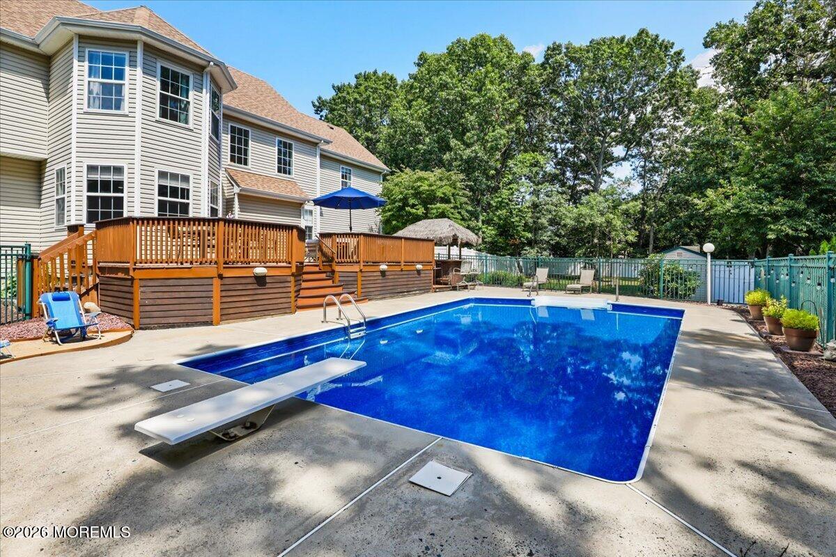 17 Brittany Lane Jackson NJ 08527