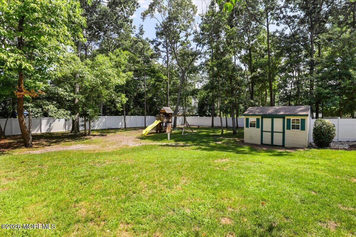 17 Brittany Lane Jackson NJ 08527