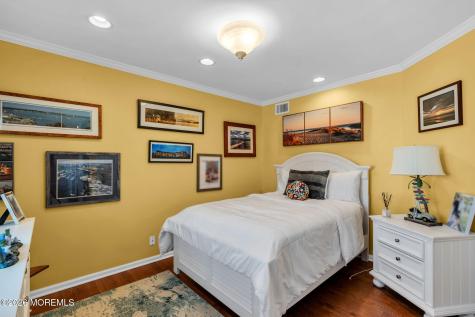 30 Peaksail Drive Bayville NJ 08721