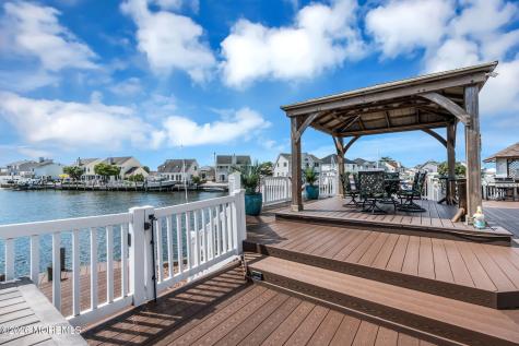 30 Peaksail Drive Bayville NJ 08721