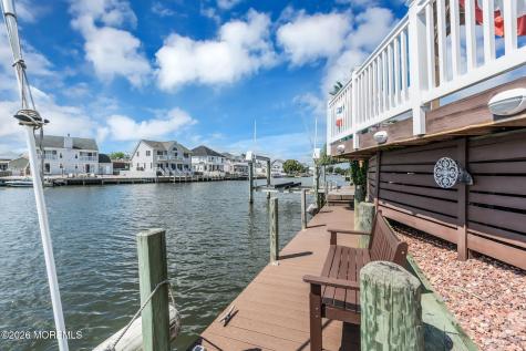 30 Peaksail Drive Bayville NJ 08721