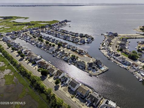 30 Peaksail Drive Bayville NJ 08721