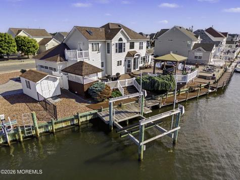 30 Peaksail Drive Bayville NJ 08721