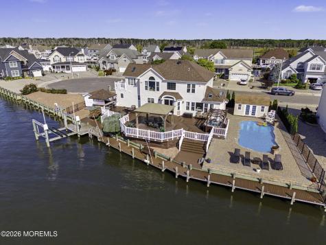 30 Peaksail Drive Bayville NJ 08721