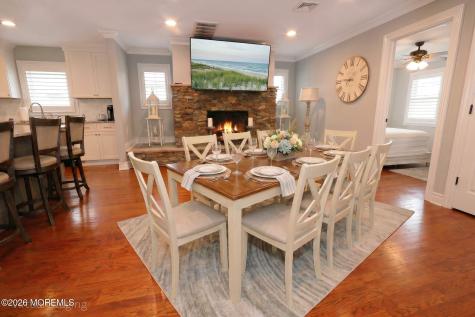 8 New Brunswick Avenue Lavallette NJ 08735