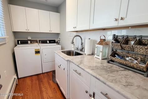 8 New Brunswick Avenue Lavallette NJ 08735