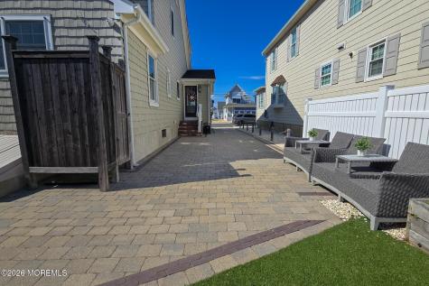 8 New Brunswick Avenue Lavallette NJ 08735