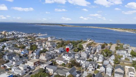 25 Valley Street Highlands NJ 07732