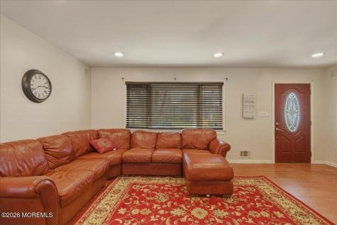 11 Neal Street Jackson NJ 08527