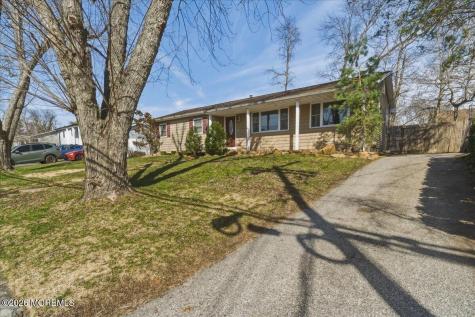 11 Neal Street Jackson NJ 08527
