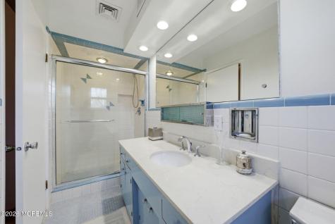 20 Copper Hill Road Bridgewater NJ 08807